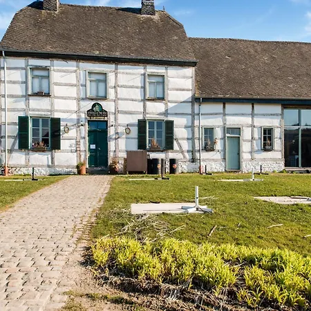 Forestside Escape For 15 Guests, Cleaning Included