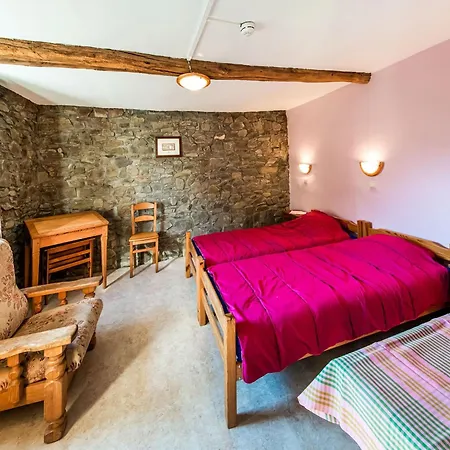 Forestside Escape For 15 Guests, Cleaning Included *