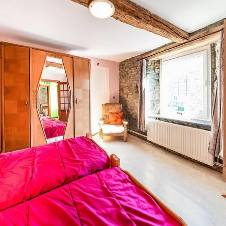 Forestside Escape For 15 Guests, Cleaning Included Dom wakacyjny
