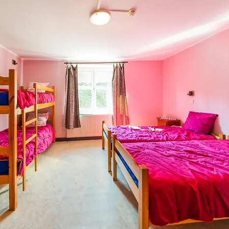 Forestside Escape For 15 Guests, Cleaning Included Dom wakacyjny